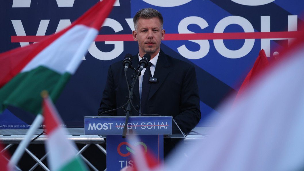 Magyar: Hungary Won’t Block EU’s €90B Ukraine Loan but Will Stay Out