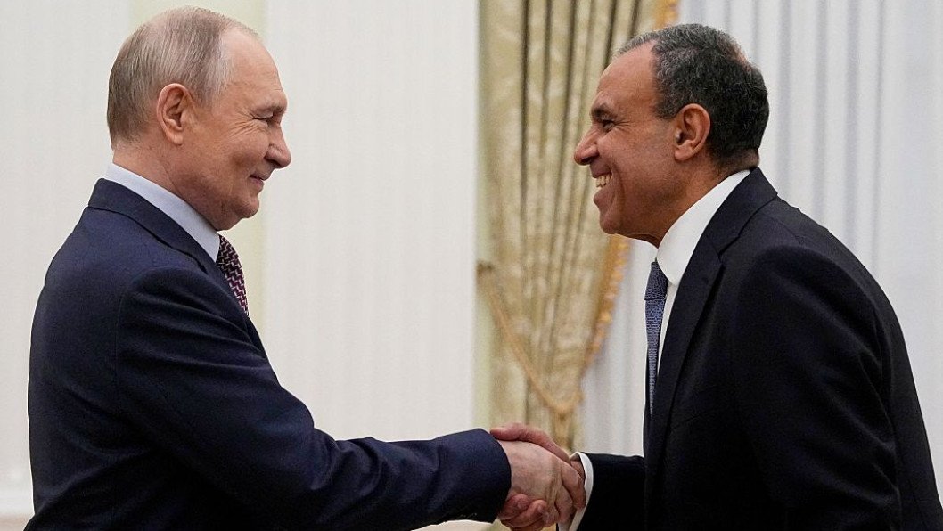 Rusia negocia hub en Egipto mientras crecen denuncias por grano robado de Ucrania