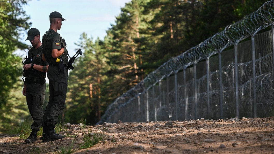 Lithuania Warns Belarus: One More Balloon Incident and the Border Shuts Down