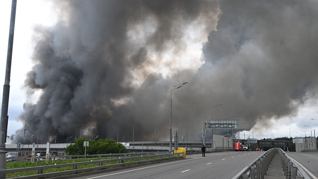 Russian Fuel Output Drops Up to 40% as Key Refineries Remain Offline