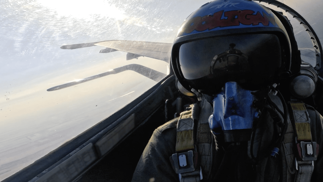 A Look Inside the Gear Powering a Ukrainian SU-27 Pilot’s Top Missions