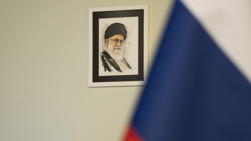 Russia Is Secretly Feeding Iran Target Data on US Warships and Aircraft, Officials Say