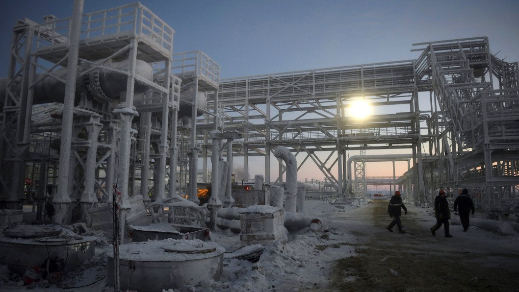 Russian Arctic LNG 2 Gas Plant Halts Its Production Following Western Sanctions