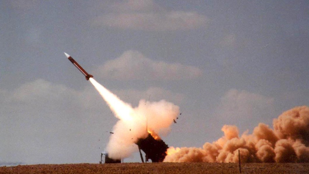 Patriot Missiles for Ukraine Stuck on Hegseth’s Desk as Pentagon Approval Stalls
