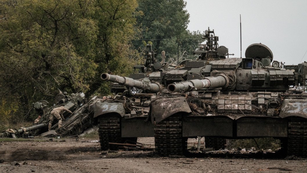 Russia’s Building 400 Tanks a Year—but Can’t Escape the Drone War