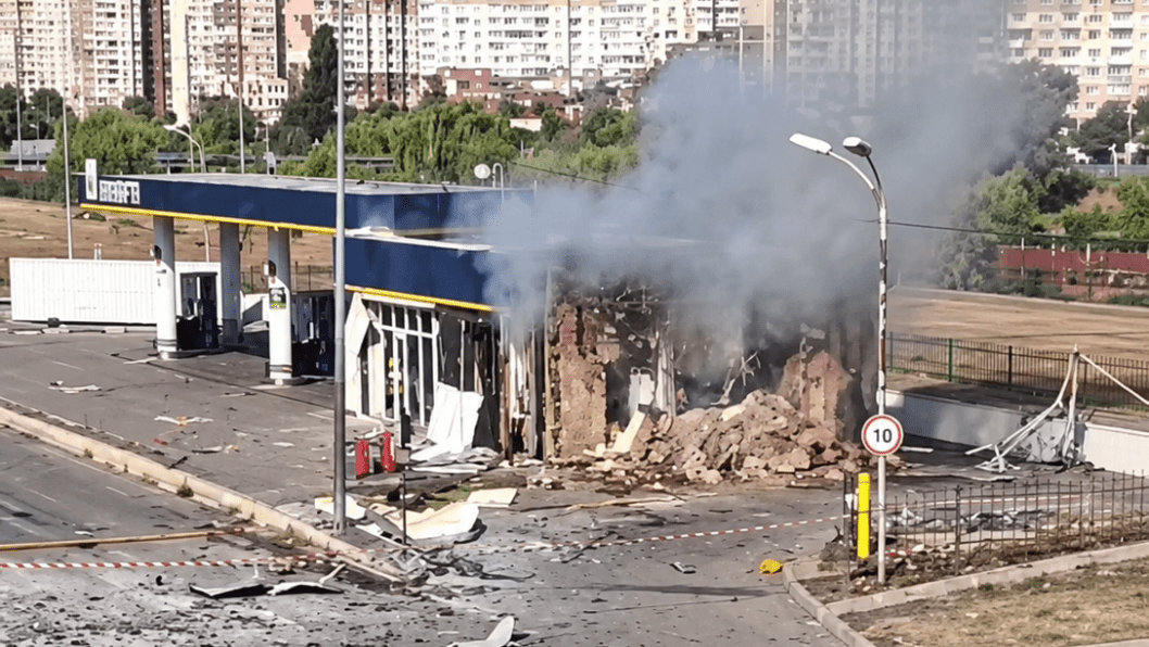 Russia Continues Attacks on Kyiv Gas Stations, Hitting One in Double-Tap Strike