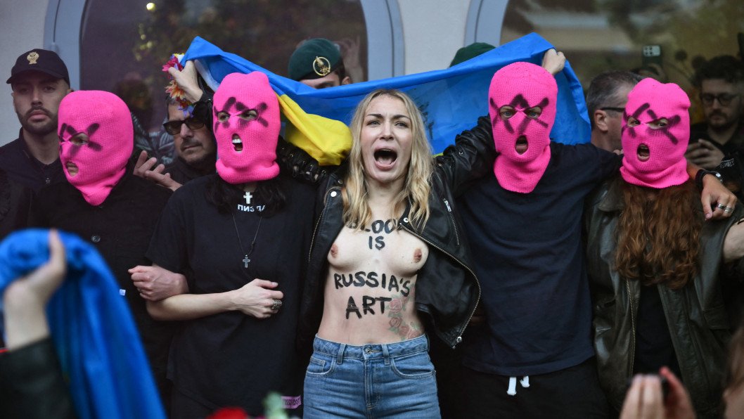 EU Warns Venice Biennale Over Russian Pavilion Sanctions Risk
