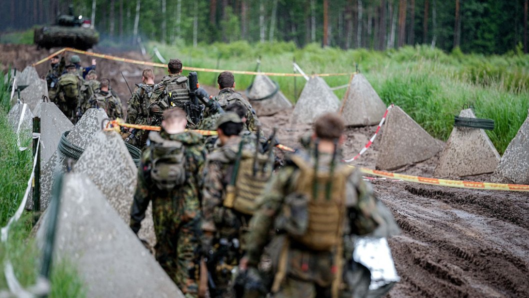 Top NATO Commanders Demand Urgent Overhaul to Counter Russian Threat