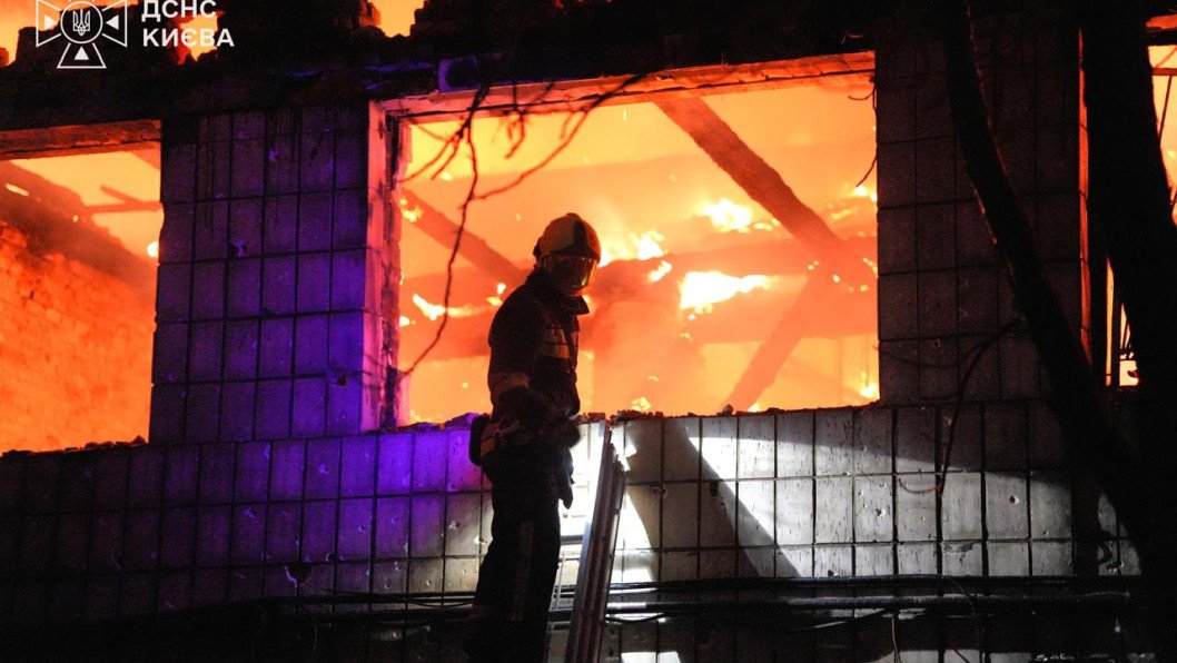 Un ciudadano indio entre los 12 muertos por un ataque ruso masivo con misiles balísticos y drones en Kyiv