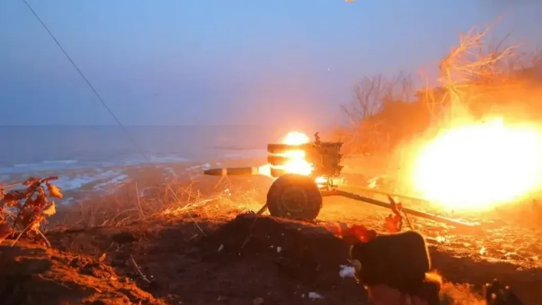 Drones ucranianos destruyen un raro lanzador norcoreano cerca de Pokrovsk (Video)