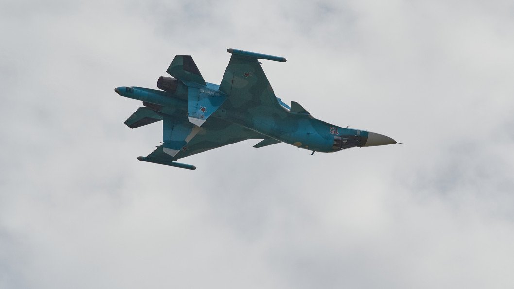 Ukrainian Forces Shoot Down Russian Su-34 Fighter-Bomber Near Zaporizhzhia