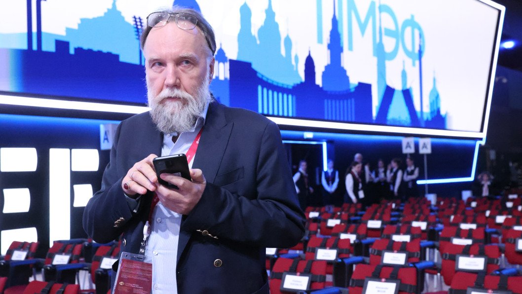 Russian Ideologue Alexander Dugin Calls for Total State Control Over Citizens