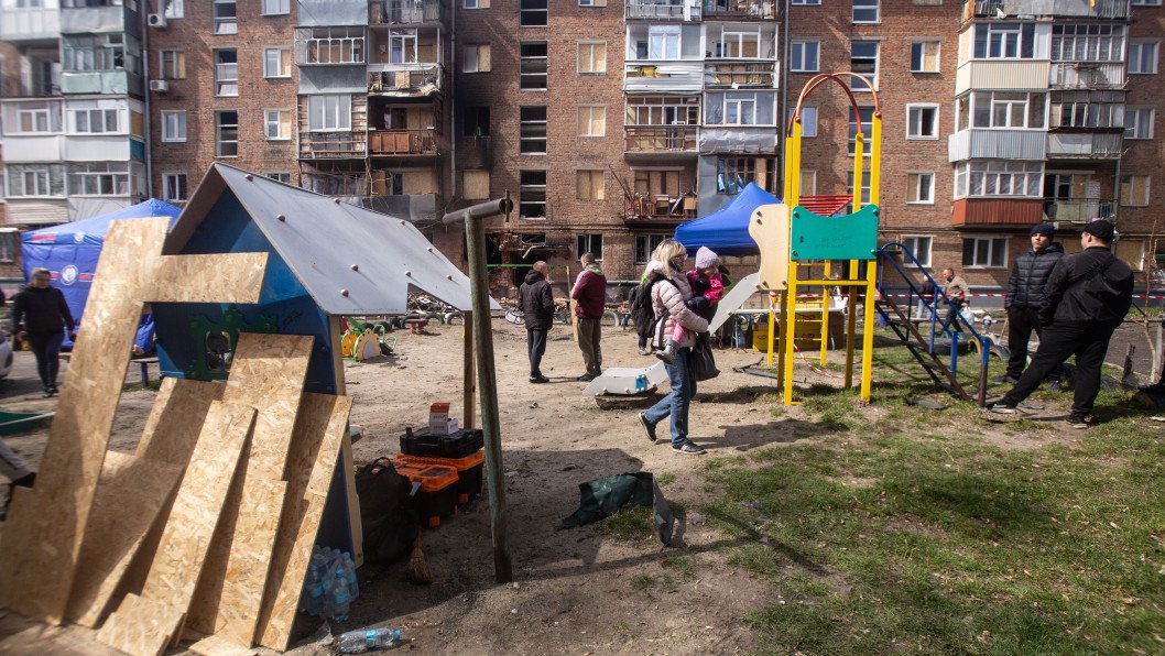 Nearly 700 Ukrainian Children Killed, 2,400 Injured in Russia’s War