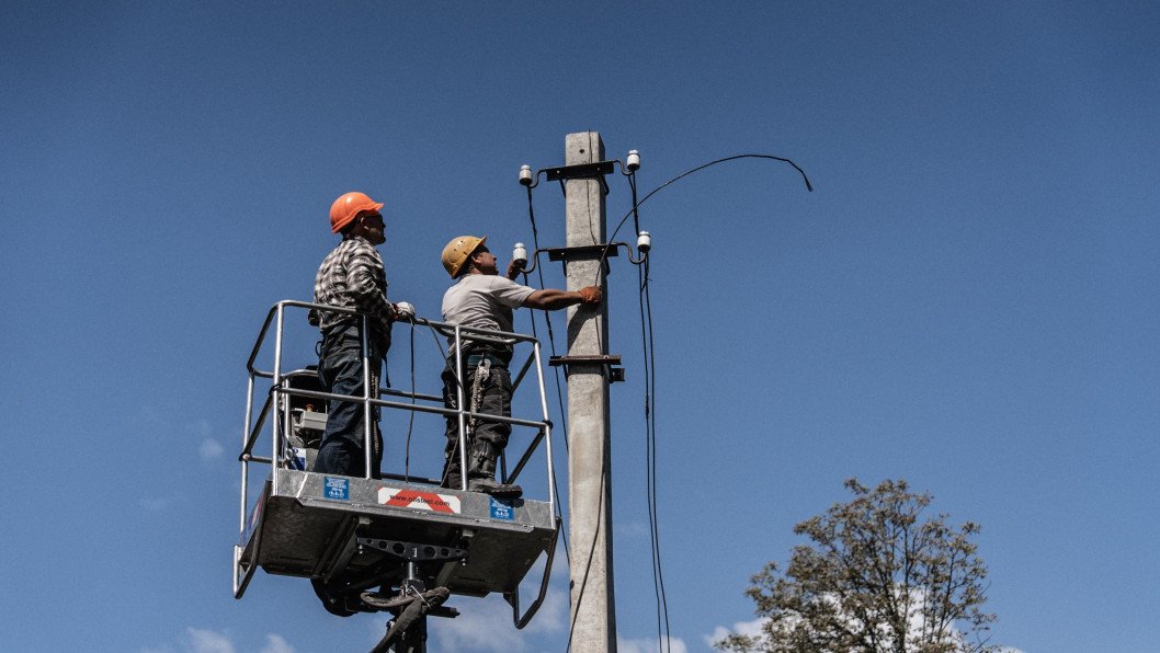 How Russian Drone Strikes Impact Ukraine's Electricity Grid And Restoration Efforts