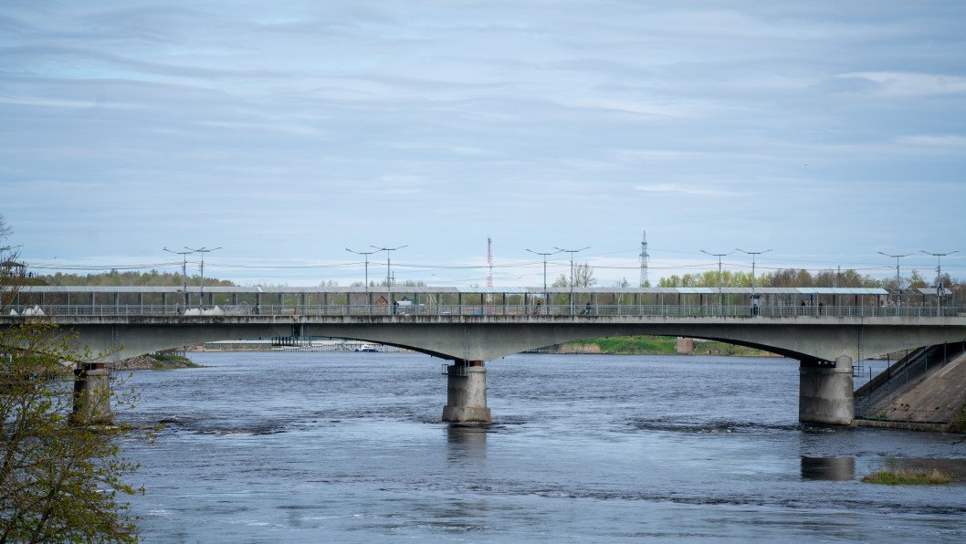 Estonian Border Security to Test Blade Buoys on Border With Russia
