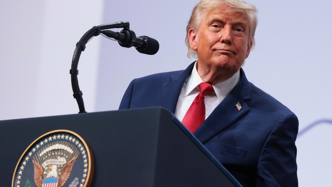 Trump Reportedly Backs Tougher Russia Energy Sanctions After Ukraine’s Deep Strikes