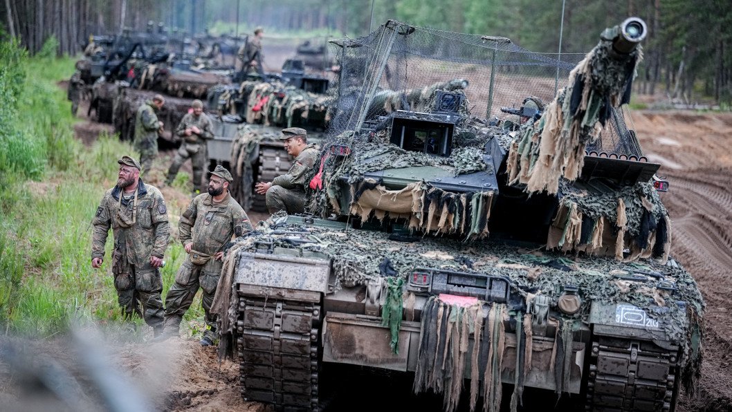 Ukraine Changed Tank Warfare—Germany’s Leopard 2 Units Are Taking Notes