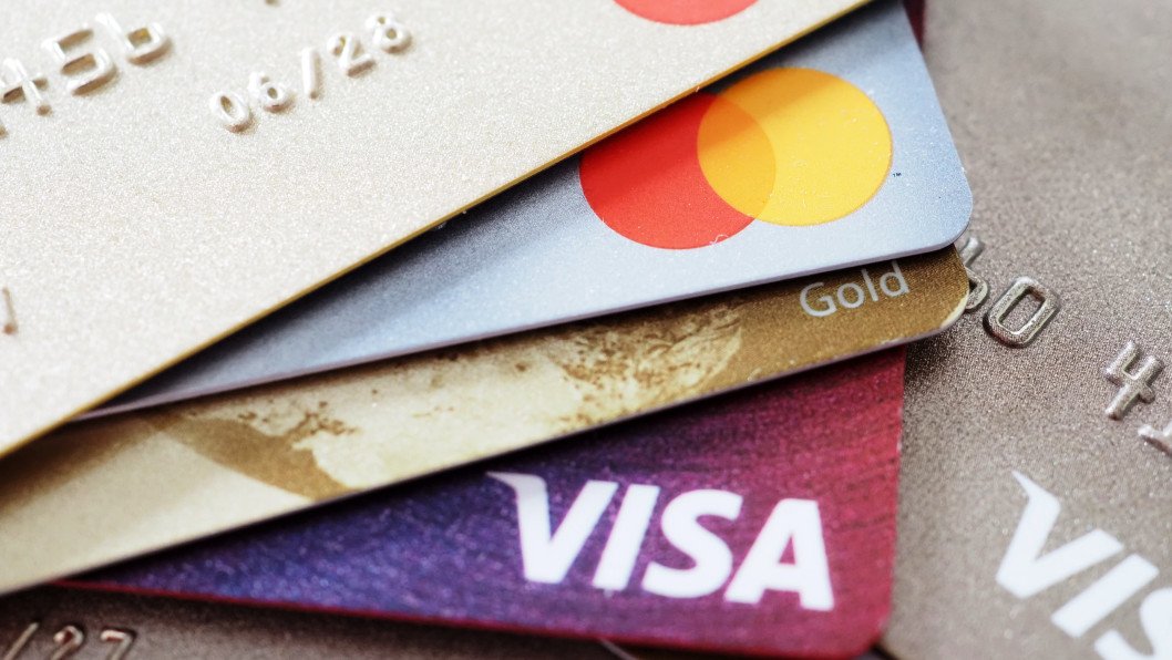 Russia Moves Toward Restricting Visa and Mastercard Over Expired Security