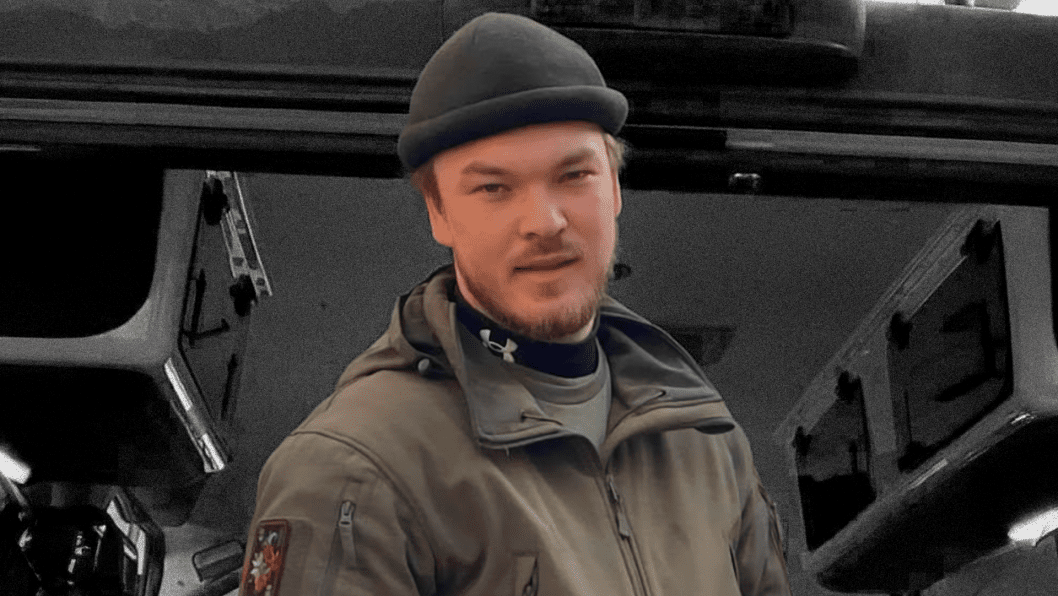 “Me convertí en un fuego artificial”: La angustiosa historia de supervivencia de un combatiente canadiense tras un ataque con drones rusos en Ucrania