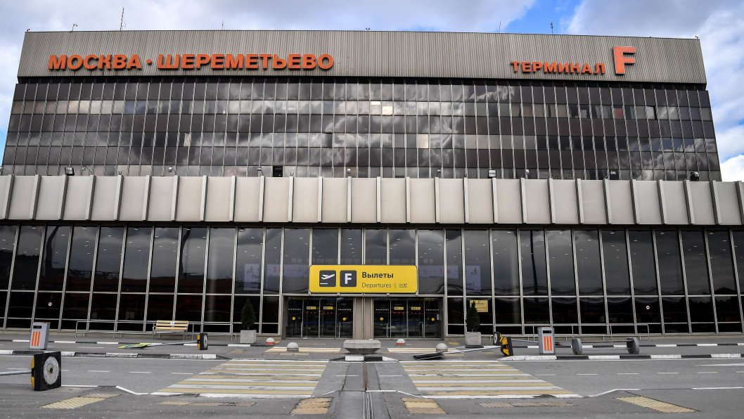 Russia’s War Is Closing Its Own Skies as Airport Shutdowns Hit 993 in One Month