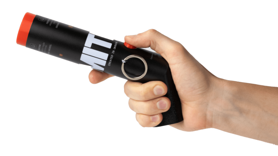 Ucrania presenta un lanzador de redes de bolsillo para derribar drones FPV