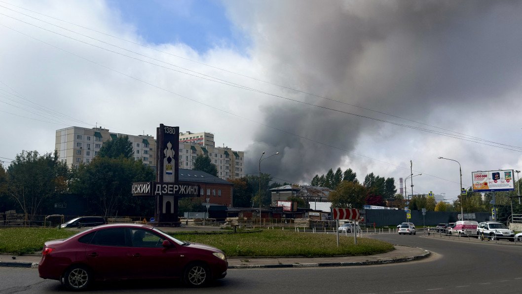 Moscow Refinery Forced Into Complete Shutdown After Ukraine Sanction Strikes