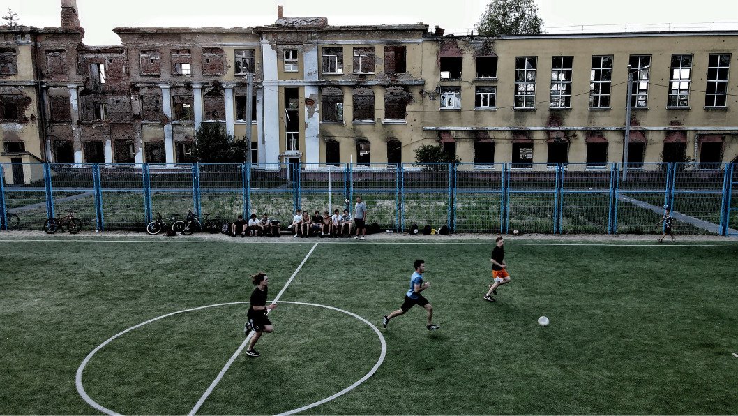 Russia Damages 3,800 Ukrainian Schools and Completely Destroys 365