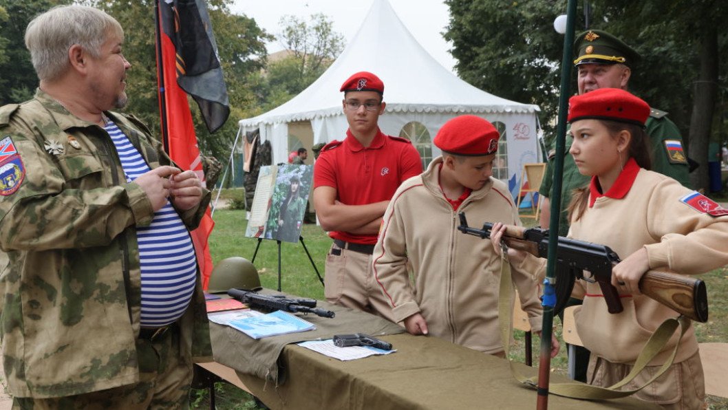 Russian Schools to Teach Children Drone Assembly, Piloting and Military Skills in New Curriculum