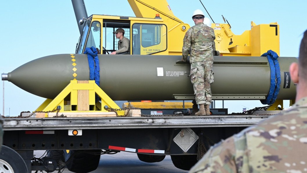 La GBU-57 estadounidense frente a los «Bunker Busters» rusos: Por qué un arsenal de bombas lleva años de ventaja