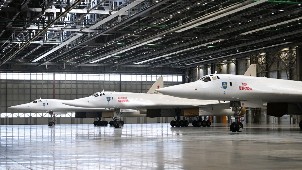 Russia’s Nuclear Bombers Sit Idle—Only a Third of Tu-160 Fleet Strikes Ukraine