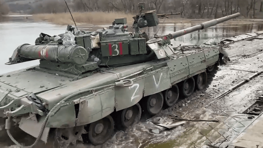 Russian Tanks Finally Leave Cover—Ukrainian Drone Operators Were Waiting