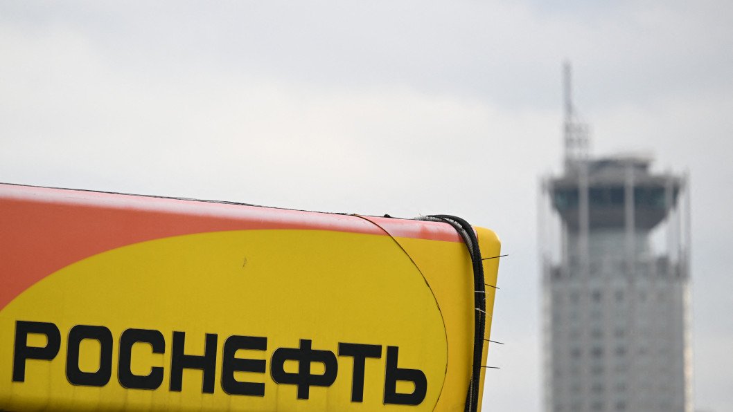 Russian Crude Exports Hit Post-2022 Highs Following Refinery Strikes