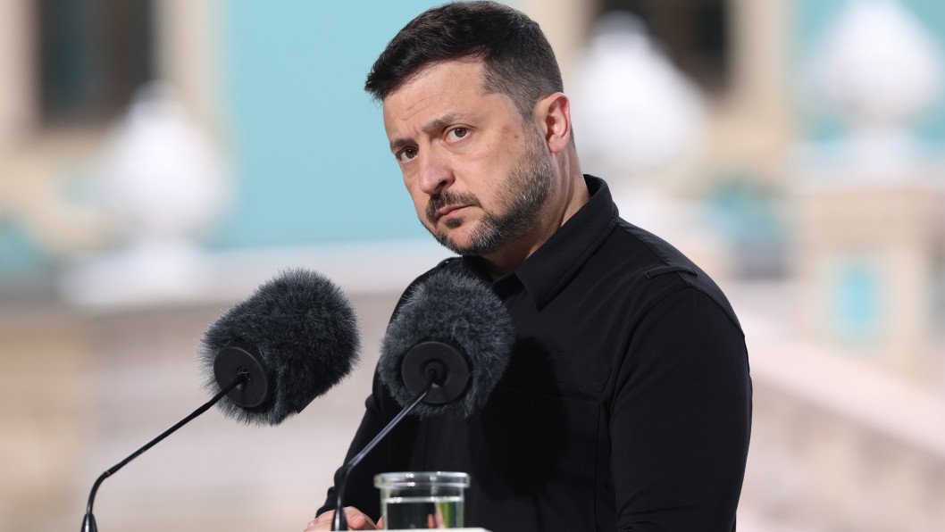 Zelenskyy Slams Putin for “Weak” Stance on Direct Peace Negotiation Proposal