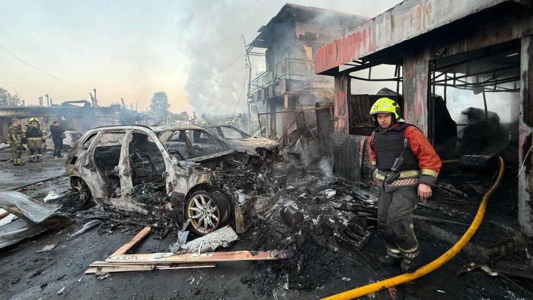 “Putin’s Favorite Gift—War Crimes”: Sybiha Responds to Massive Russian Attack on Ukraine