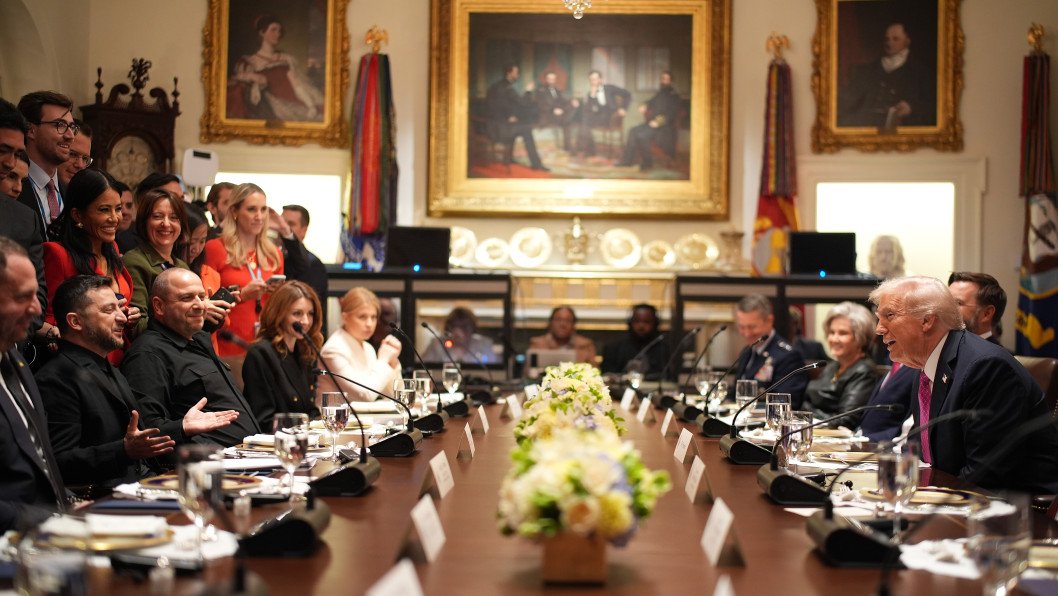 Trump afirma que Estados Unidos está interesado en los drones ucranianos durante la reunión en la Casa Blanca con Zelenskyy