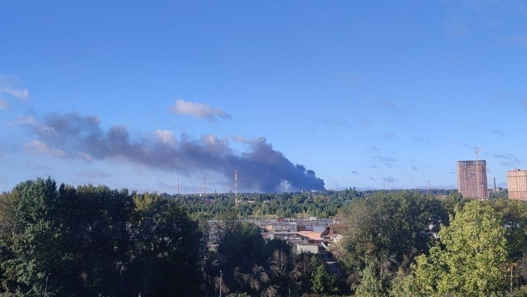 Ukrainian Drones Hammer Major Russian Oil Refinery, Knocking Out Key Gasoline Unit