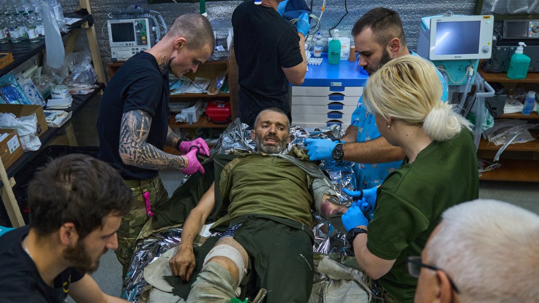 What We Saw at the Azov Stabilization Point at Dusk, in Photos