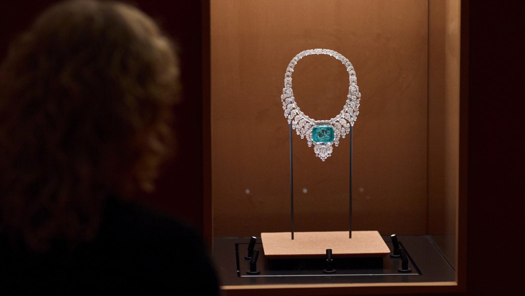 How Cartier Luxury Items Circumvent International Trade Bans to Supply the Russian Market