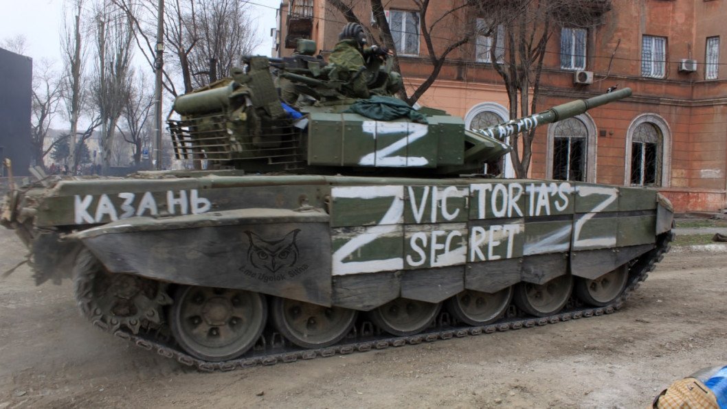 Russian Tanks Rarely Leave Cover Anymore—This One Did, and Ukrainian Drones Found It