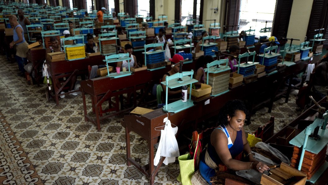 Cuba to Let Russian Firms Run Industrial Production Amid Energy Crisis