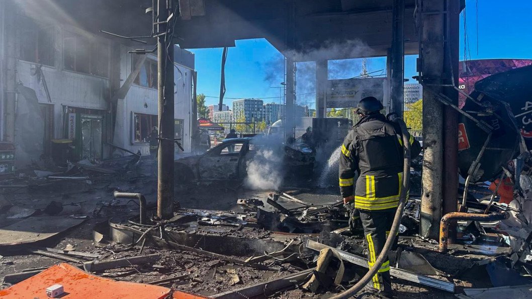 Russian Jet-Powered Shahed Hits Ukrnafta Gas Station During Morning Attack on Kyiv, Injuring Four