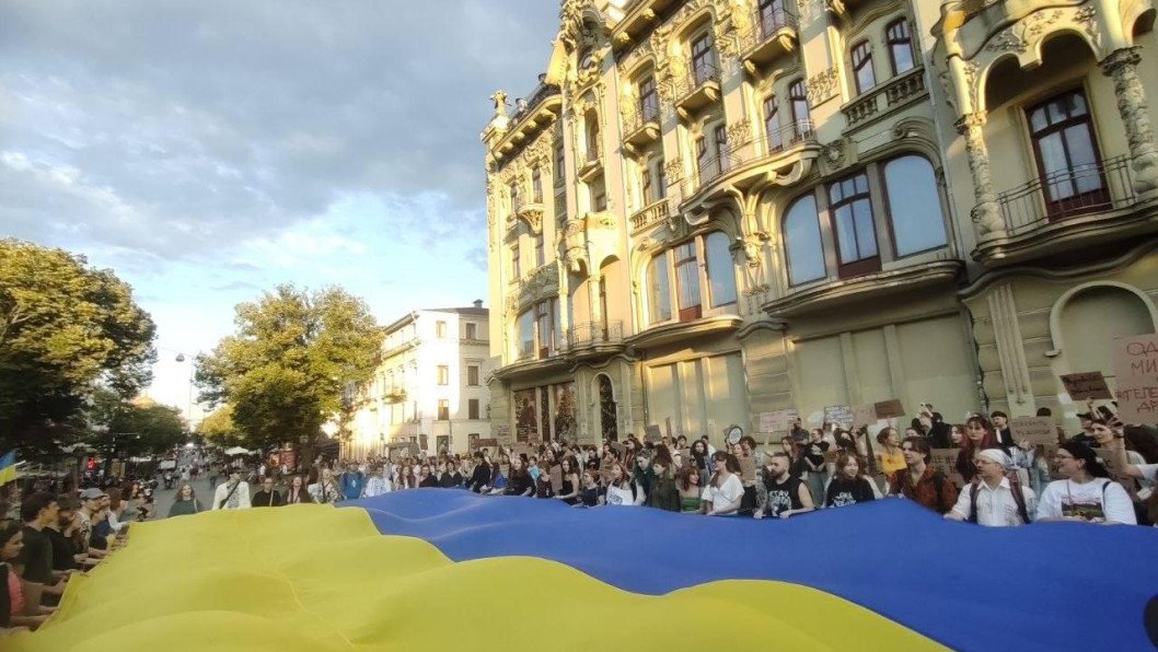 Protests Demanding Fedorov’s Return as Defense Minister Enter Ninth Day