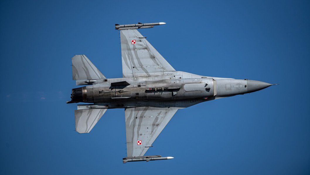 Ukraine and Czechia to Establish Joint F-16 Training School