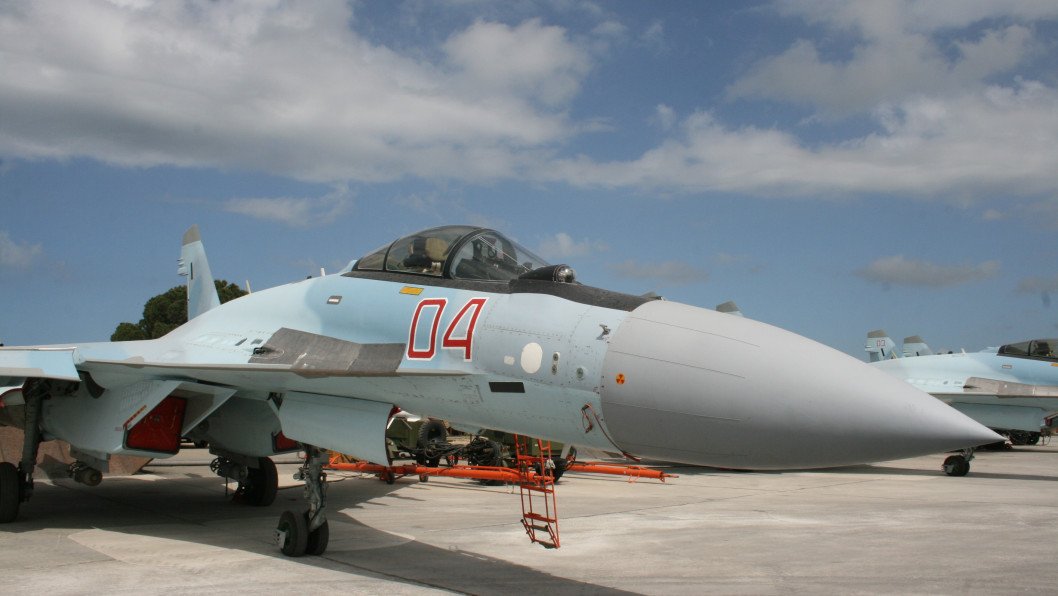 Ukraine Strikes Russia’s Su-35 and Su-34 Fighters in 500-Km Drone Raid