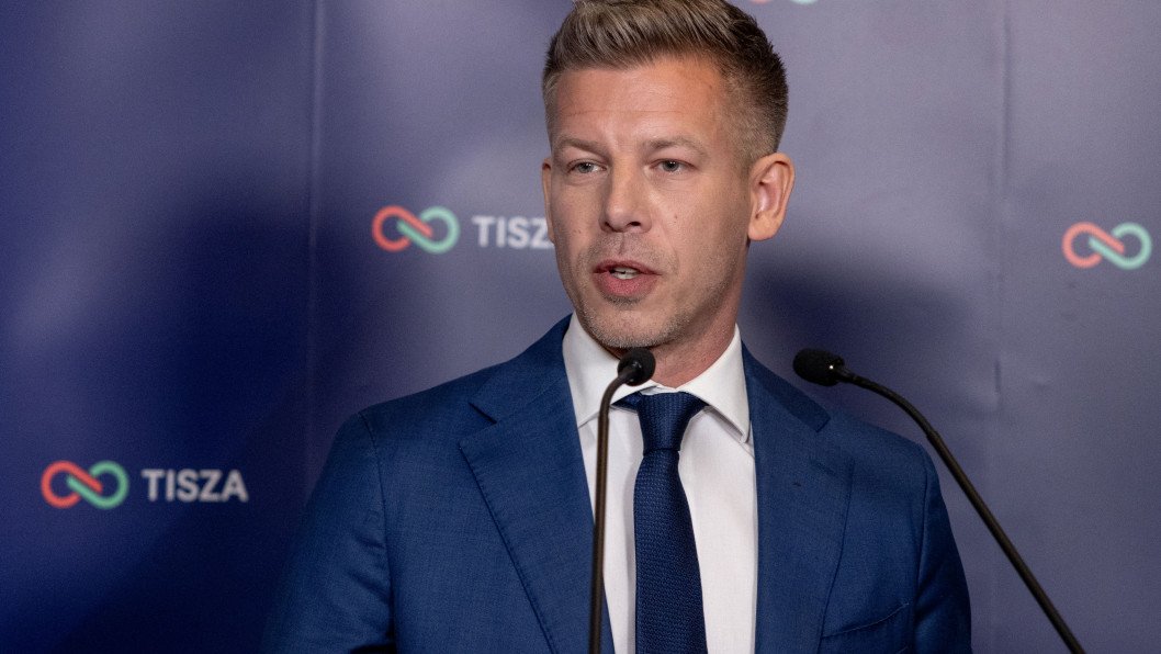 Zelenskyy Congratulates Hungary’s Péter Magyar, Signals Reset in Ukraine-Hungary Relations