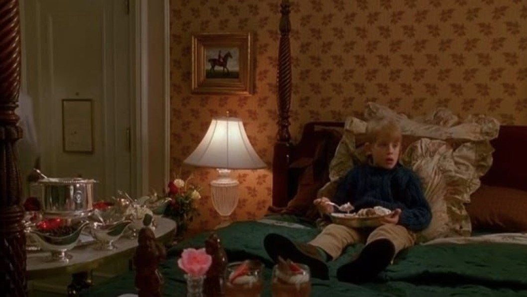 Revisiting a 90s Christmas Classic That Unites a Famous Ukrainian Song, a Trump Cameo, and Kevin McAllister's Ingenuity