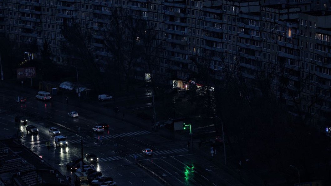 “El ciclo se repite”: Rusia vuelve a destruir las centrales eléctricas de Ucrania tras las reparaciones