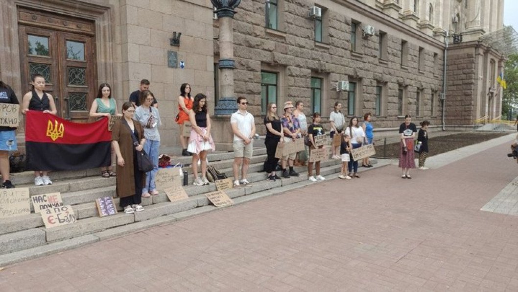 Protests Demanding Fedorov’s Return as Defense Minister Enter Seventh Day