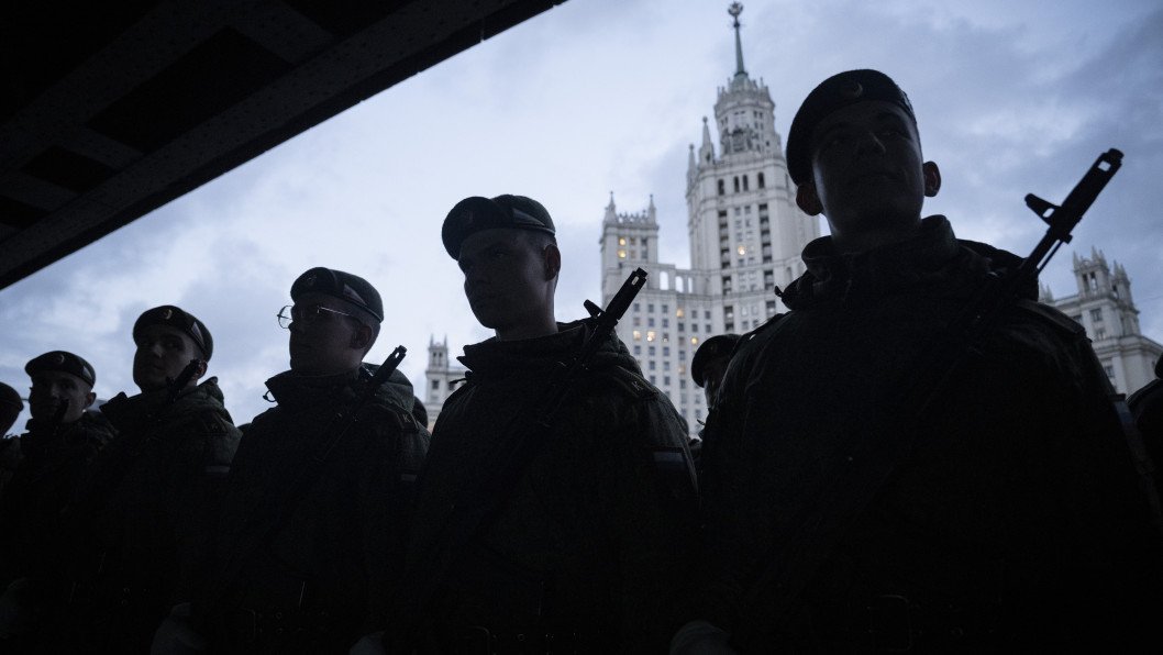“Everything Is Stably Terrible”: Russia’s Contract Soldier Recruitment Drops by One-Third