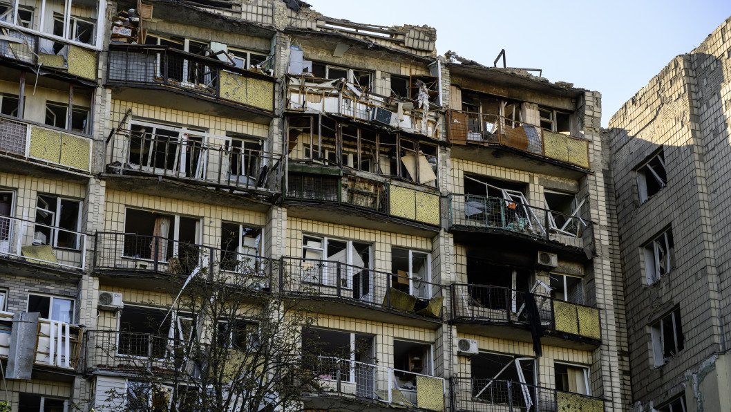 Russia Keeps Kyiv Under Air Raid Alerts for Over 14 Hours, Launches 13 Follow-Up Strikes